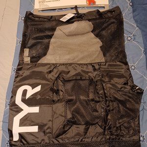 TYR Big Mesh Mummy Backpack 40 Liter